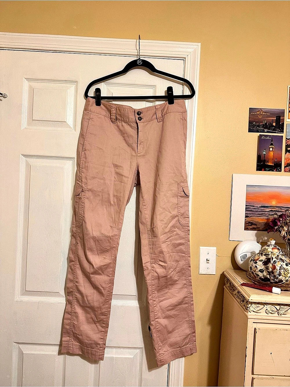 Eddie Bauer Straight Leg Cargo Pants in Pink